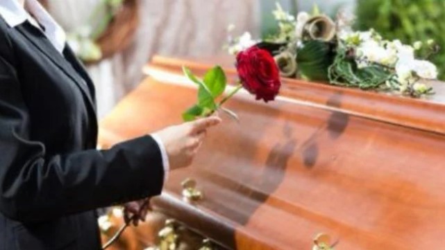 El 90% de los españoles cree que los funerales deben ser un homenaje a la vida del fallecido 6 Noticias sector funerario Burgos y provincia